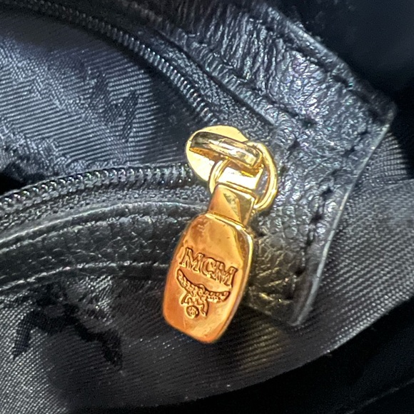 MCM Black Leather Bucket Bag. Pre❣️ - Picture 5 of 11